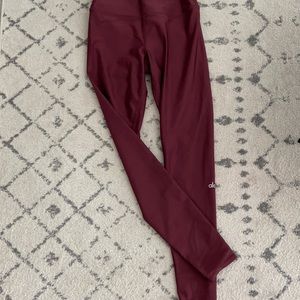 ALO Yoga Burgundy Leggings